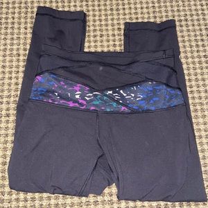 High Waisted Lululemon leggings patterned